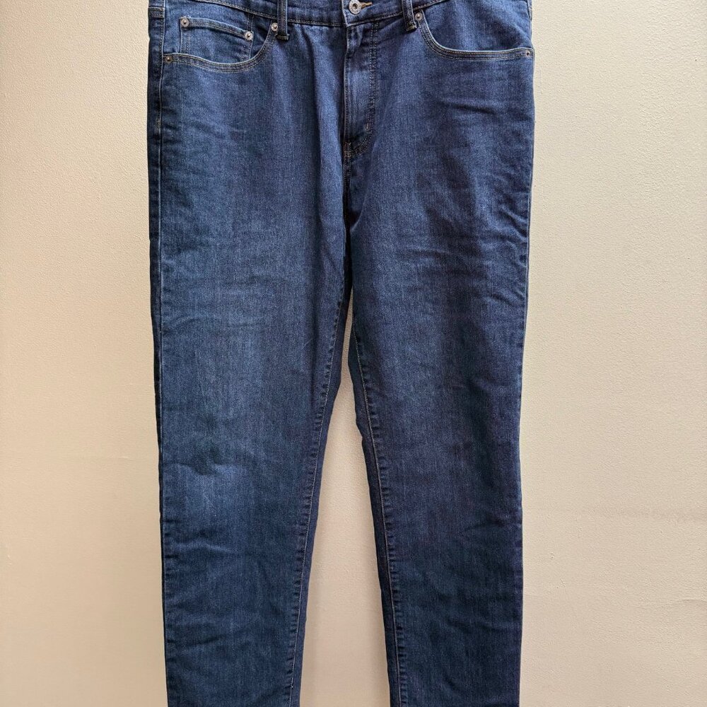 Eddie Bauer Straight leg fleece lined jeans 36 waist x34 length